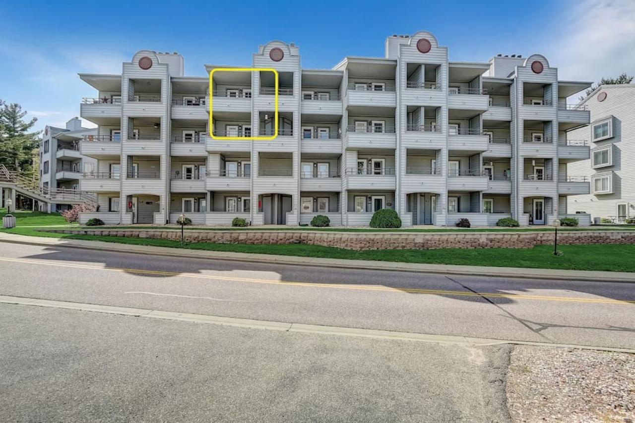 Brown Family Condo For Families Golf Trips And Girls Getaways Wisconsin Dells Exterior photo